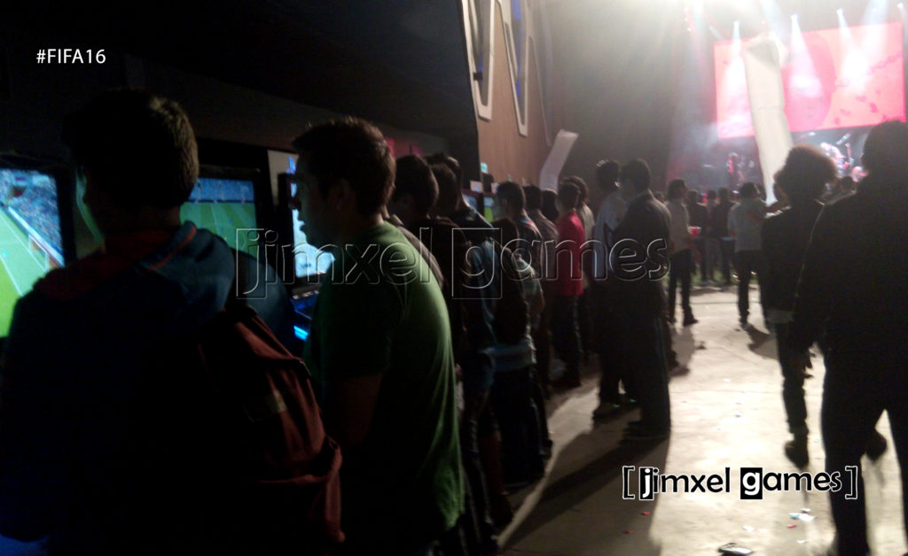 26-1024x628 La portada de todos los diarios deportivos // FIFA 16